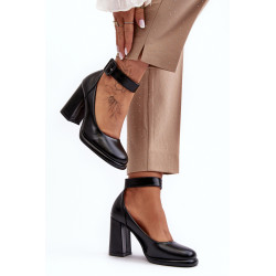 Sandalai su kulnais su sagtimi Black Idovana 198996