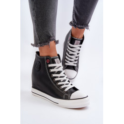 Moteriški sportbačiai su pleištais Cross Jeans NN2R4005 juodi 199337