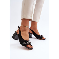 Moteriški sandalai su kulnu ir dekoracija juodi D&A MR38-659 199430