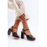 Smėlio spalvos D&A MR38-668 moteriškos lakinės odos sandalai su kulnu | Sandalai moterims | jai24.lt