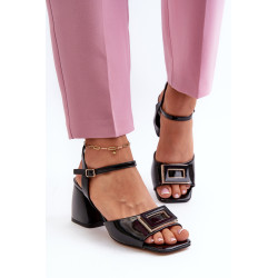 Elegantiški lakuoti sandalai su kulno apdaila juodi D&A MR38-202 199546