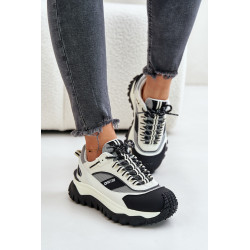 Odiniai moteriški sportbačiai ant platformos Big Star OO274A220 HI-POLY SYSTEM balta-juoda 199912