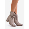Zomšiniai ažūriniai kulkšnies batai ant kulno smėlio spalvos Lewski 3629 | Auliniai batai moterims | jai24.lt