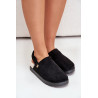 Moteriški Šlepetės Storame Pade Su Pūkais Ir Sagtimi Juodos Linneola | Šlepetės | jai24.lt