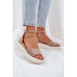 Lengvi Sandalai Ant Platformos Ir Delikata Kulno Auksiniai Gillifia 200392