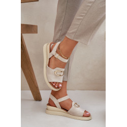 Moteriški Platforminiai Sandalai Su Dekoru Bežiniai Salianes 200415