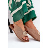 Moteriški Sandalai Su Dekoracija Ant Lygios Kulno Eko Zamsas Bežiniai Ralisses | Sandalai moterims | jai24.lt