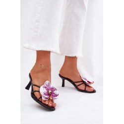 Moteriški Aukšti Kulniukai Su Dirbtine Gėle Juodi Reyi 200506