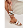 Moteriški Lygūs Sandalai Su Dekoratyviniu Elementu Balti Artiker 56C1334 | Šlepetės | jai24.lt