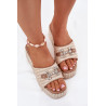 Moteriški Sandaalai Su Pakulnu Ir Pynimu Bei Dekoracija Bežiniai Isolene | Šlepetės | jai24.lt