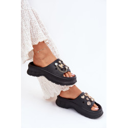 Putų Moteriški Šlepetės Su Auksiniais Aksesuarais Juodos Hortiana 201161