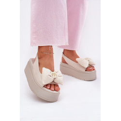 Moteriški Odiniai Platforminiai Sandalai Su Lanku CheBello 4641 Bežiniai 201202