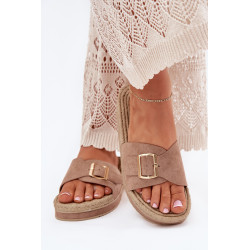 Moteriški Platforminiai Sandalai Su Auksine Segtuku Juodi Selira 201229