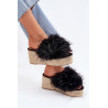 Moteriški platforminiai sandalai su pūku ir pintinėmis juodais Virela | Šlepetės | jai24.lt