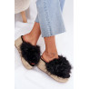 Moteriški platforminiai sandalai su pūku ir pintinėmis juodais Virela | Šlepetės | jai24.lt
