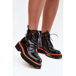 Moteriški avalynė iš blizgaus natūralios odos su izoliacija Artiker 57C0061 Juoda 201656