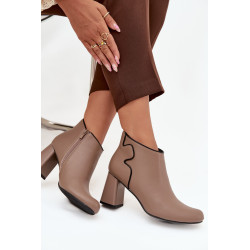 Odos įdėtos auliniai batai su kulnu Smėlio Ivessara 201675