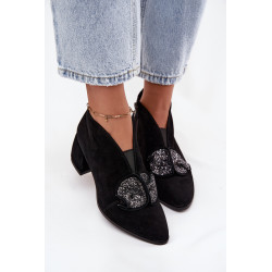 Oda nubuko moteriški auliniai su dekoracija D&A MR52-182 Juoda 201746