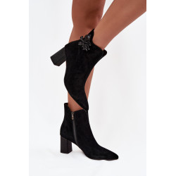 Suede moterims auliniai batai su papuošimu D&A CR52-686 Juodas 201749