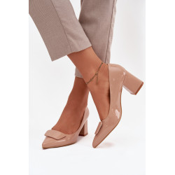 Lakuotos aukštakulnės su dekoracija Nude Isoline 201998