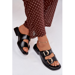 Moteriškos šlepetės su auksinėmis sagtimis Juodos Danelle 202237